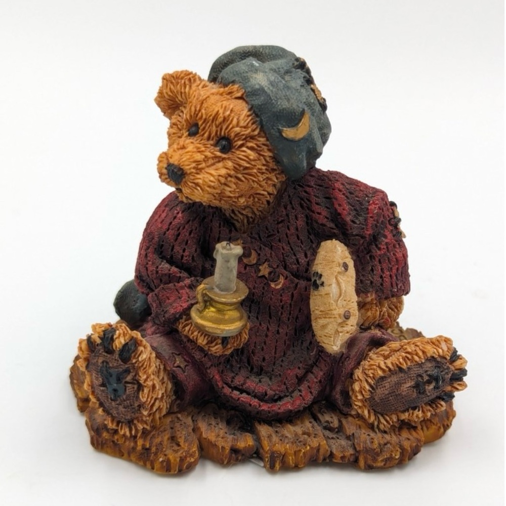 Boyds Bears & Friends -
"Neville... The Bedtime Bear"
